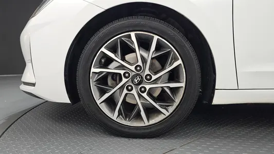 Hyundai AD 1.6 2019 5