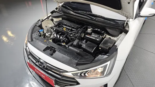 Hyundai AD 1.6 2019 6