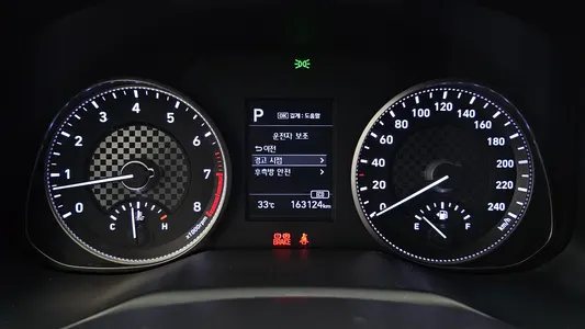 Hyundai AD 1.6 2019 8