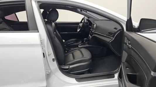 Hyundai AD 1.6 2019 26