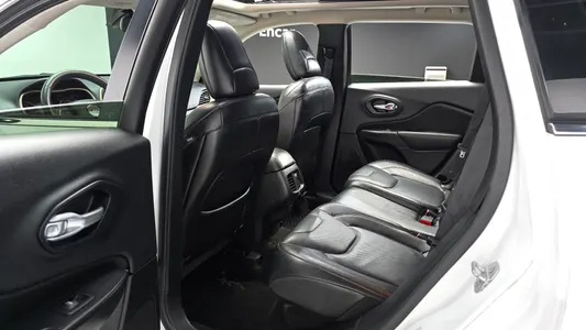 Jeep (KL) 2.0 4WD 2015 11