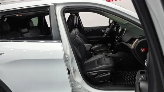 Jeep (KL) 2.0 4WD 2015 26