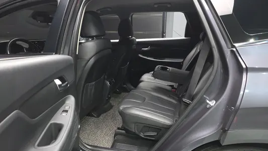 Hyundai 싼타페 2.5T 2WD 2021 15