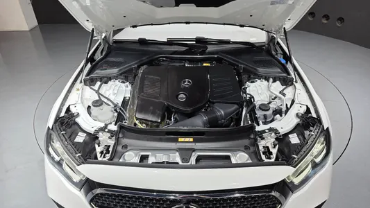 Mercedes-Benz E-Class W214 E200 2026 6