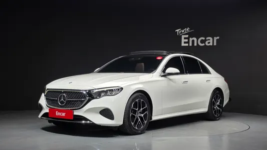 Mercedes-Benz E-Class W214 E200 2026