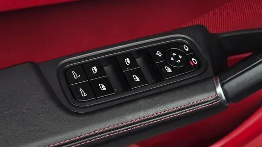 Porsche (PO536) 3.0 2023 27