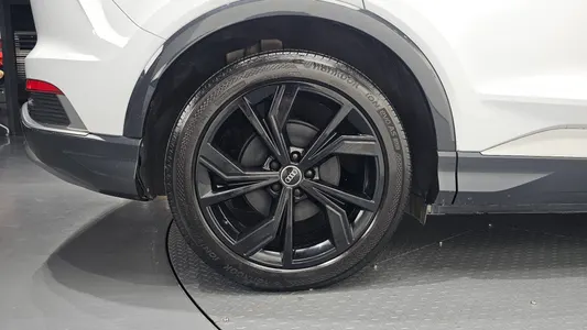 Audi Q4 e- (F4) 40 2022 4