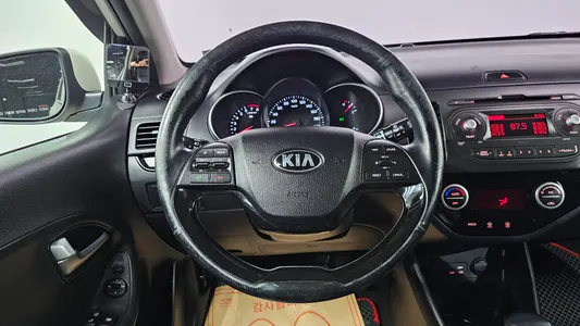 Kia 모닝 2015 13