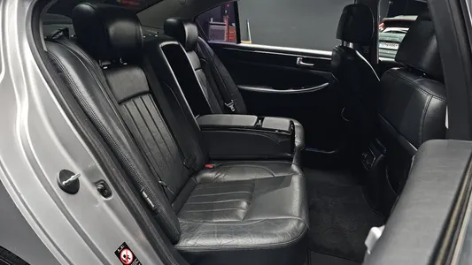 Hyundai 제네시스 BH330 2011 11