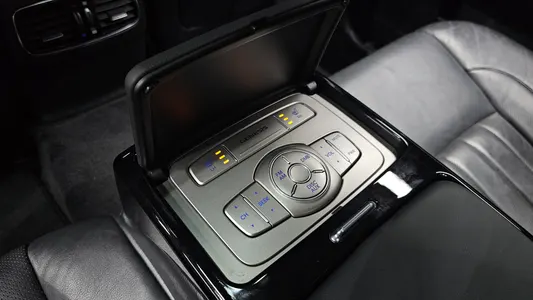 Hyundai 제네시스 BH330 2011 18
