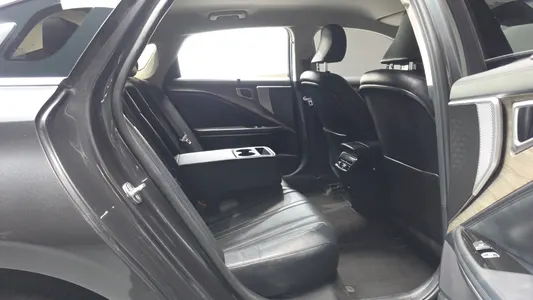 Kia K8 2.5 2WD 2022 12