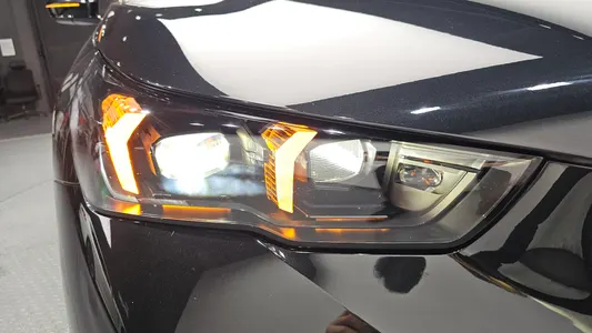 BMW 5 Series (G60) 520i 2025 22