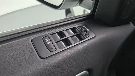 Land Rover 디스커버리 스포츠 2.0 TD4 SE (150) 2018 17