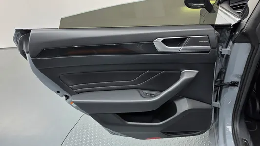 Volkswagen 아테온 2.0 TDI R-LINE 4 2022 25