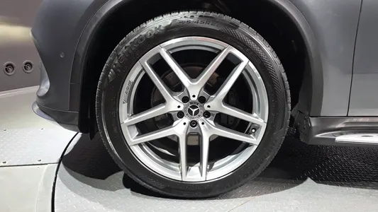 Mercedes-Benz GLE-Class W166 GLE350 d 4MATIC 2018 5