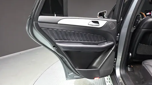 Mercedes-Benz GLE-Class W166 GLE350 d 4MATIC 2018 25