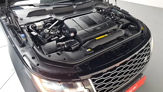 Land Rover 4 4.4 SDV8 Vogue SE 2019 5