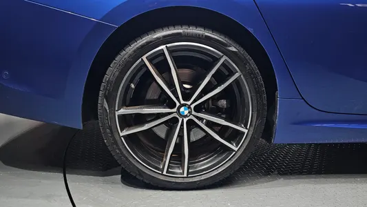 BMW 3 Series (G20) 330e M 2020 4