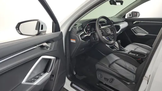 Audi Q3 (F3) 40 TFSI 2025 10