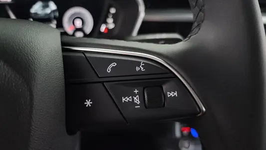 Audi Q3 (F3) 40 TFSI 2025 17