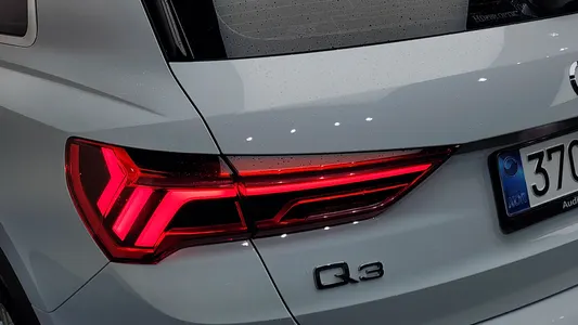 Audi Q3 (F3) 40 TFSI 2025 23