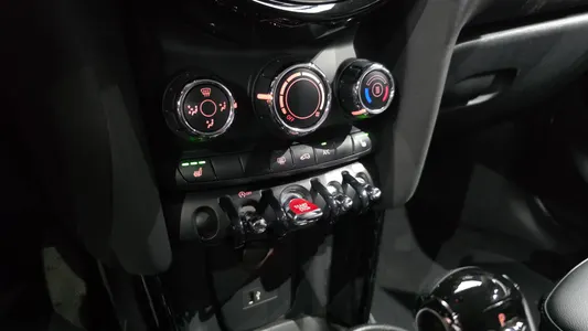 MINI 쿠퍼 5 2021 17