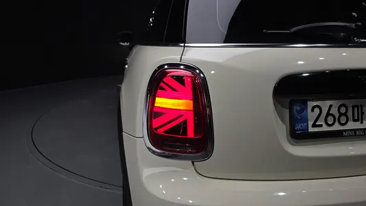 MINI 쿠퍼 5 2021 23