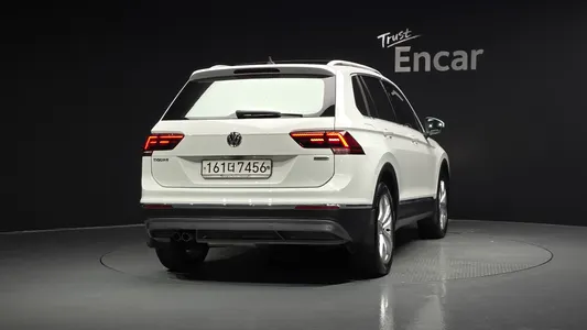 Volkswagen 2 2.0 TDI 4 2020 4
