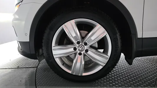 Volkswagen 2 2.0 TDI 4 2020 5