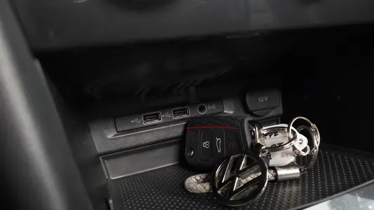 Volkswagen 2 2.0 TDI 4 2020 26