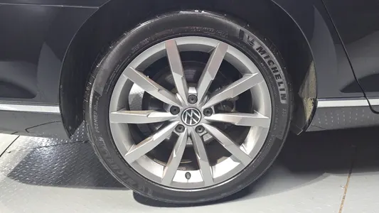 Volkswagen GT(B8) 2.0 TDI 2021 5