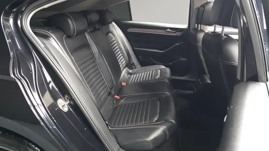 Volkswagen GT(B8) 2.0 TDI 2021 11