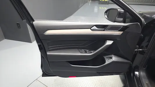 Volkswagen GT(B8) 2.0 TDI 2021 24