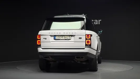 Land Rover 4 D350 AB 2021 4