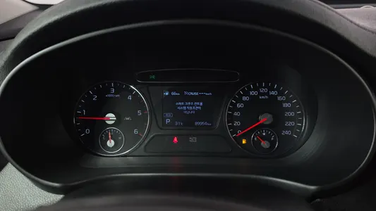 Kia 쏘렌토 2.0 2WD 2018 8