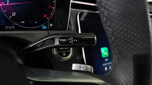 Mercedes-Benz E-Class W214 E200 AMG Line 2025 9