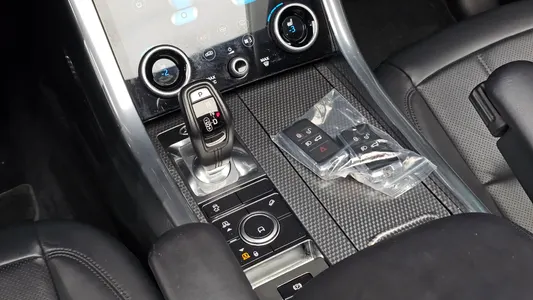 Land Rover 2 3.0 SDV6 HSE 2019 9