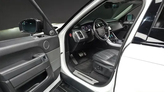 Land Rover 2 3.0 SDV6 HSE 2019 10