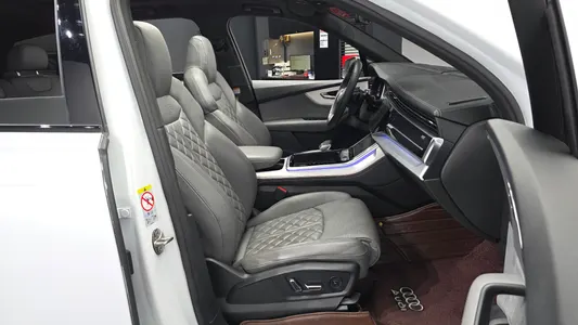 Audi Q7 (4M) 55 TFSI 2023 11