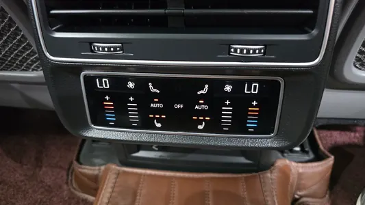 Audi Q7 (4M) 55 TFSI 2023 19