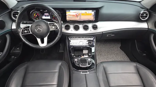 Mercedes-Benz E-Class W213 E300 2019 7