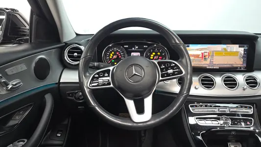 Mercedes-Benz E-Class W213 E300 2019 12