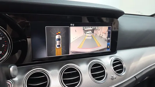 Mercedes-Benz E-Class W213 E300 2019 14