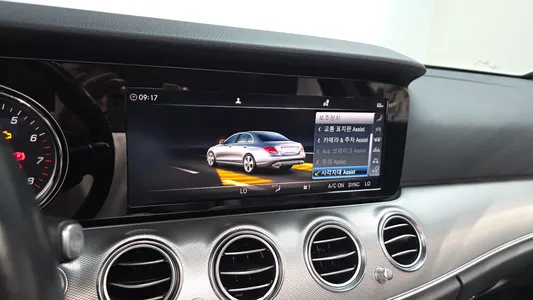 Mercedes-Benz E-Class W213 E300 2019 15