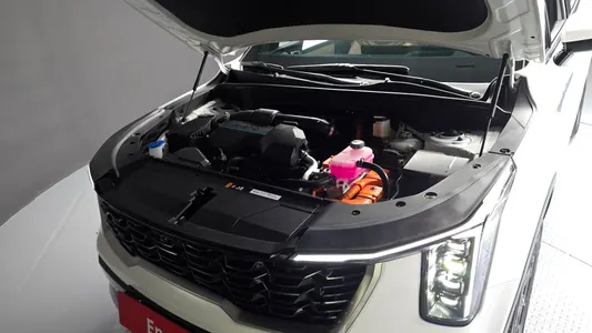 Kia 4 HEV 1.6 2WD 2024 6