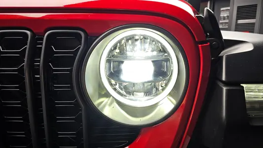 Jeep (JL) 2.0 4 2024 22