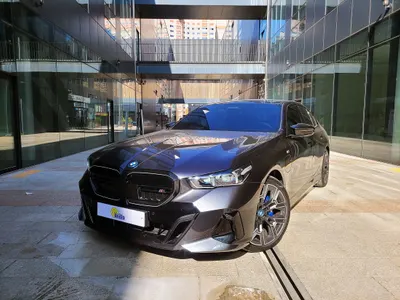 BMW 5 Series (G60) 530e M 2025