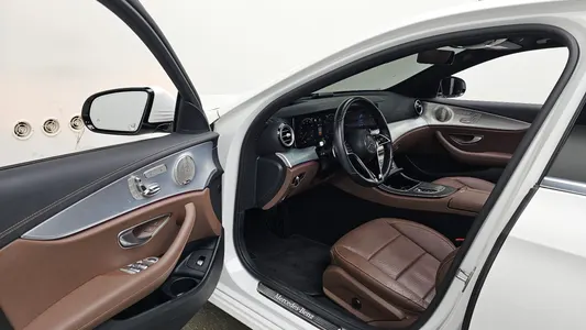 Mercedes-Benz E-Class W213 E350 4MATIC 2021 10