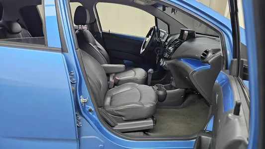 Chevrolet Spark LS 2013 26