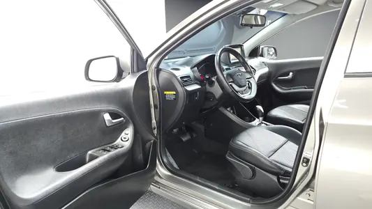 Kia 모닝 2012 10